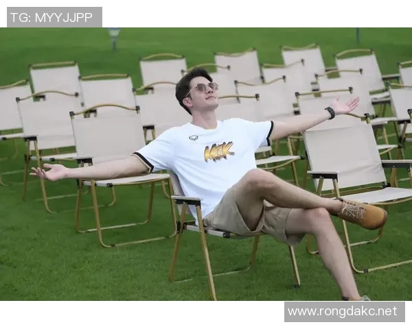 王思聪 喷mik 比赛-王思聪观赛喷Mik比赛，赛场内外的热议-王思聪 喷mik 比赛